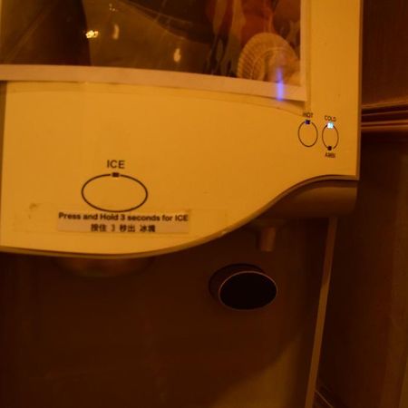 ワンダフル イン​​ ゴールデン クラウン コート 香港 エクステリア 写真