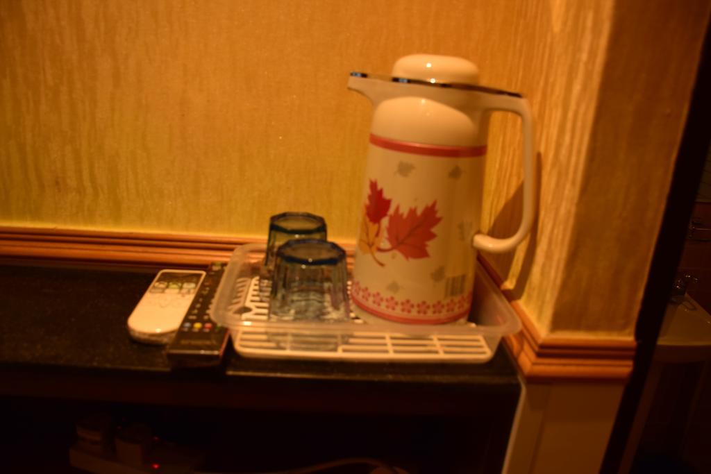 ワンダフル イン​​ ゴールデン クラウン コート 香港 エクステリア 写真